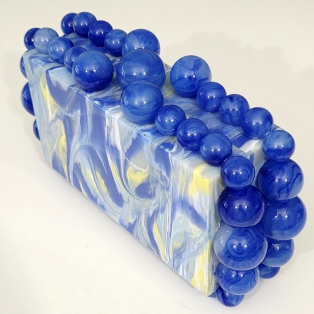 CULT GAIA EOS CLUTCH BAG IN GLACIER BLUE TRANSLUCENT MARBLED ACRYLIC - Picture 7 of 8